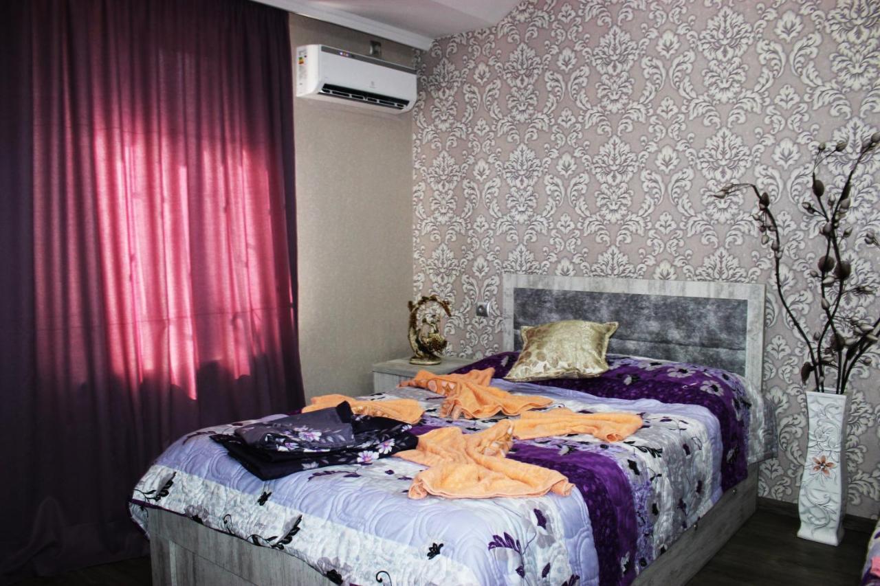 Golden Way Hotel Tbilisi Buitenkant foto